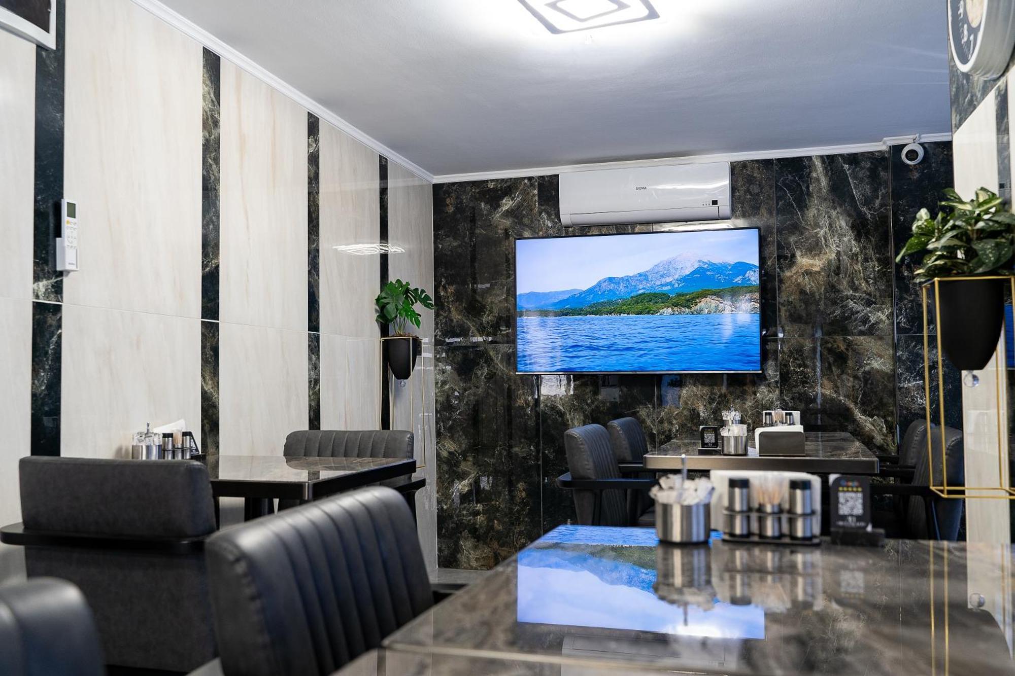 Avci Palace Hotel — Photos 1